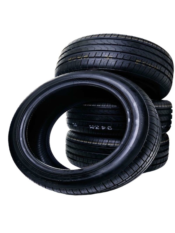 Wear-resistant, load-bearing, thickened 215/70R15C-8PR passenger car tires